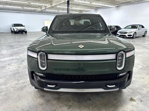 2022 Rivian R1T Adventure