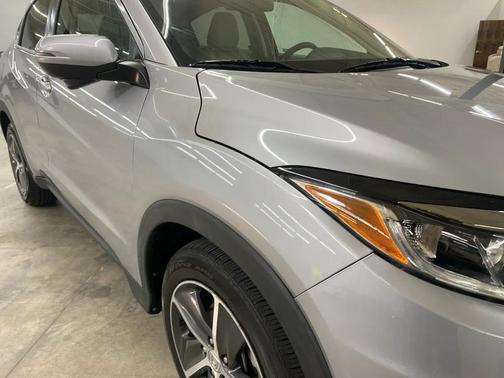 Lunar Silver Metallic 2022 Honda HR-V EX-L