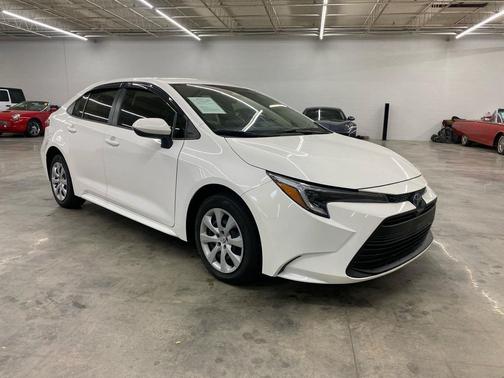 2025 Toyota Corolla Hybrid LE