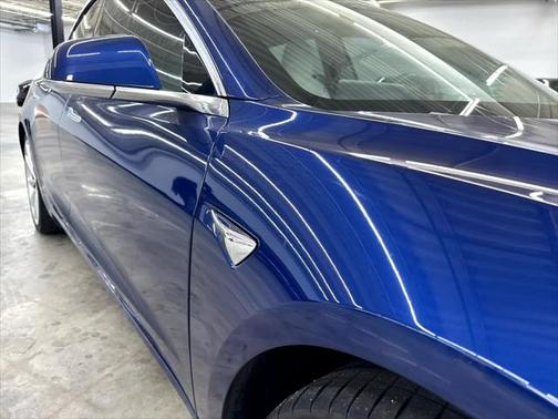 2019 Tesla Model 3 Performance