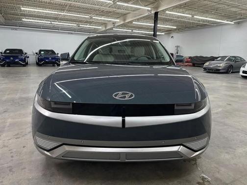 2024 Hyundai IONIQ 5 Limited