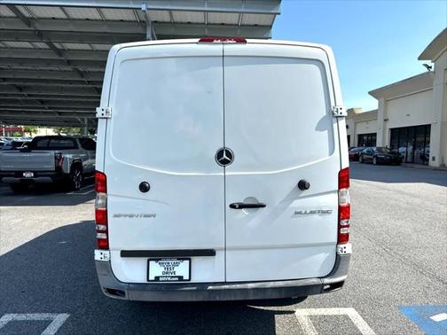 2014 Mercedes-Benz Sprinter 2500