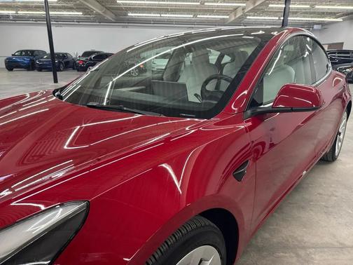 2023 Tesla Model 3 Standard Range Plus