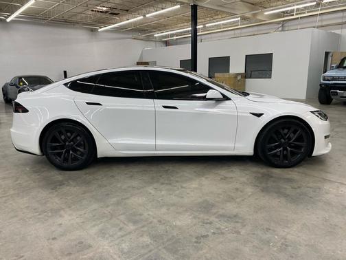 2022 Tesla Model S Dual Motor All-Wheel Drive