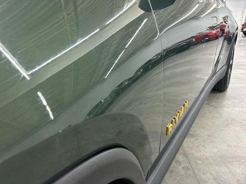 2022 Rivian R1T Adventure