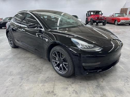 2019 Tesla Model 3 Standard Range Plus