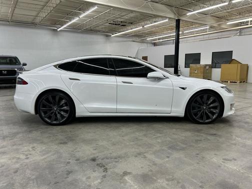 2017 Tesla Model S 75D