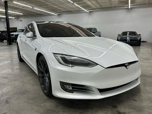 2017 Tesla Model S 75D