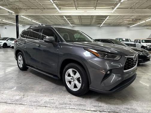 2021 Toyota Highlander LE