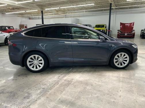 2017 Tesla Model X 100D AWD