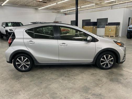 2018 Toyota Prius c Two