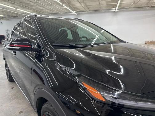 Mosaic Black Metallic 2023 Chevrolet Bolt EUV FWD Premier