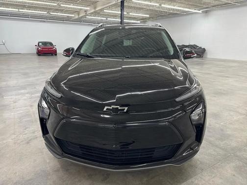 Mosaic Black Metallic 2023 Chevrolet Bolt EUV FWD Premier