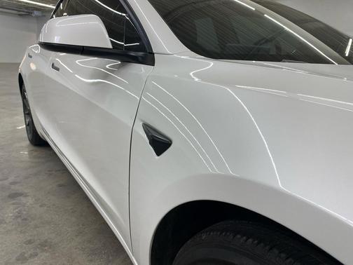 2022 Tesla Model 3 Standard Range