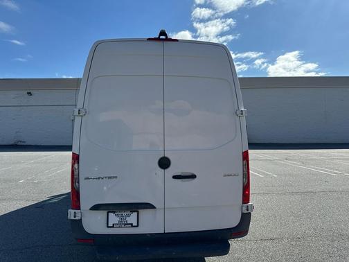 2020 Mercedes-Benz Sprinter 2500 Standard Roof