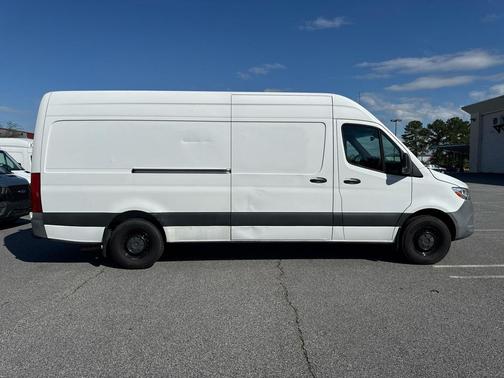 2020 Mercedes-Benz Sprinter 2500 Standard Roof