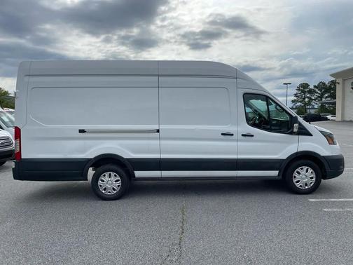 Oxford White 2022 Ford Transit-350 Base