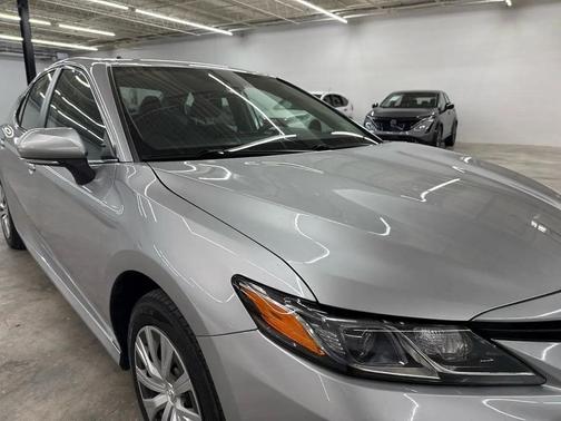 Celestial Silver Metallic 2022 Toyota Camry LE