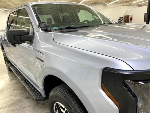 2022 Ford F-150 Lightning XLT