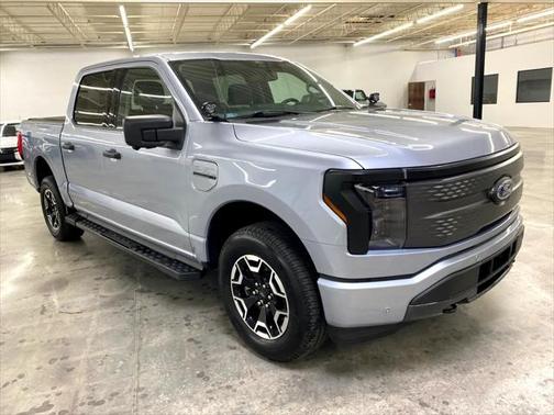 2022 Ford F-150 Lightning XLT