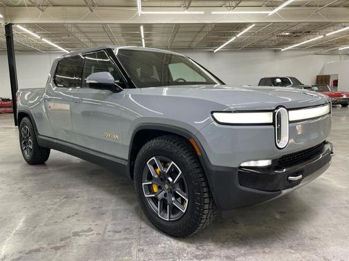 2023 Rivian R1T Adventure Quad Motor Large Pack