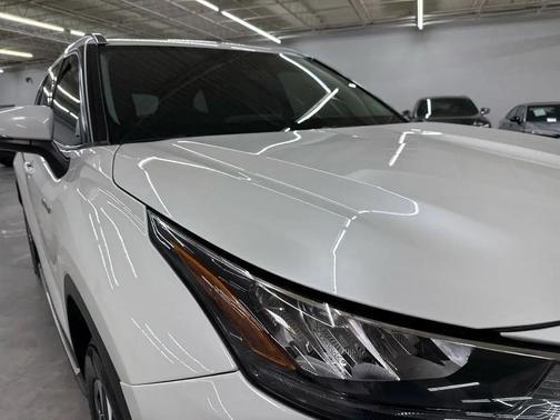 2020 Toyota Highlander Hybrid XLE