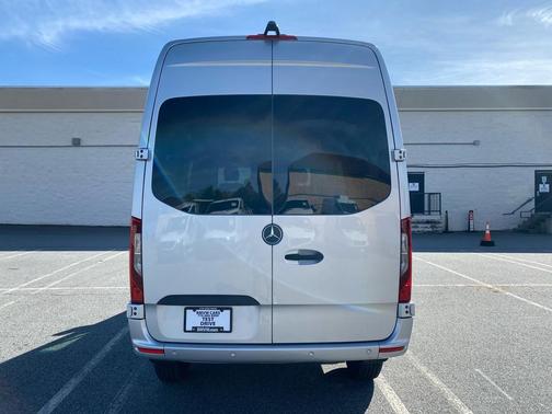 2022 Mercedes-Benz Sprinter 2500 Standard Roof