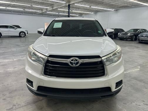 2015 Toyota Highlander LE