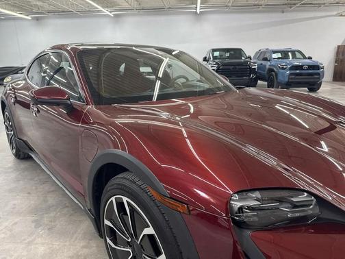 2022 Porsche Taycan 4