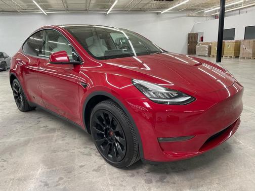 2023 Tesla Model Y Long Range Dual Motor All-Wheel Drive