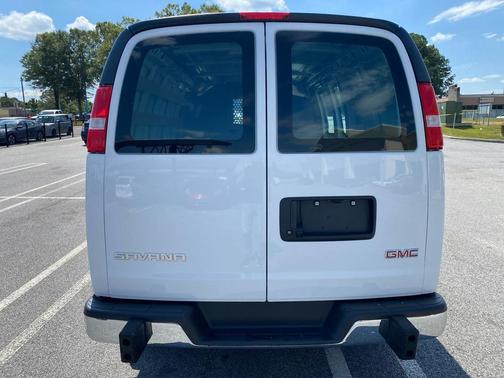 2023 GMC Savana 2500 Work Van