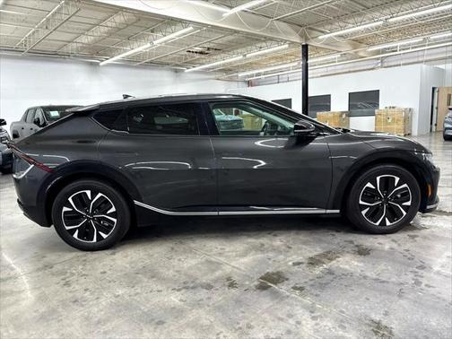 2022 Kia EV6 Wind