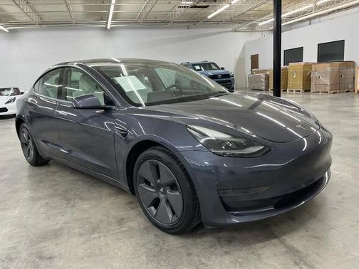 2023 Tesla Model 3 Standard Range Plus