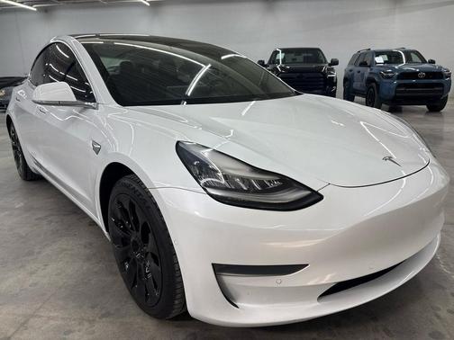 2020 Tesla Model 3 Standard Range Plus