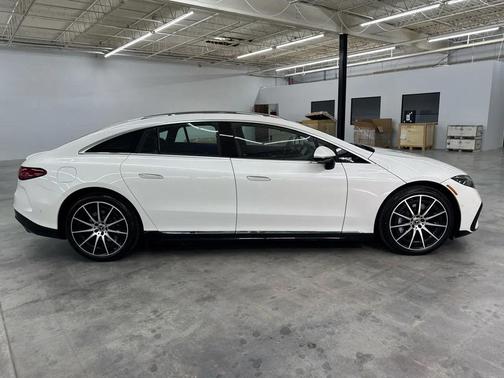 White 2023 Mercedes-Benz EQS 450 4MATIC