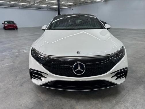 White 2023 Mercedes-Benz EQS 450 4MATIC