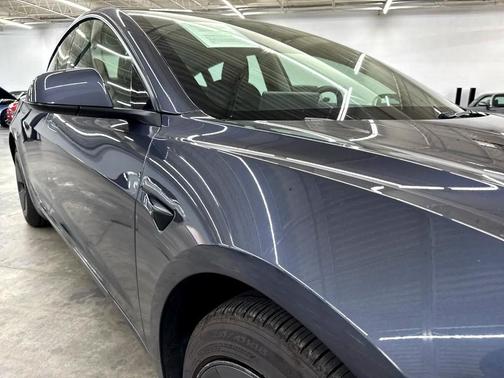 2022 Tesla Model 3 Standard Range