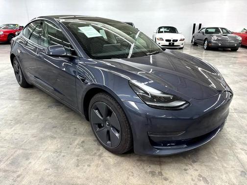 2022 Tesla Model 3 Standard Range