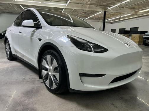 2021 Tesla Model Y Long Range Dual Motor All-Wheel Drive