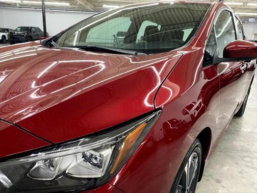 2022 Nissan Leaf SV PLUS 62 kWh