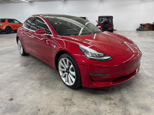 2018 Tesla Model 3 Long Range