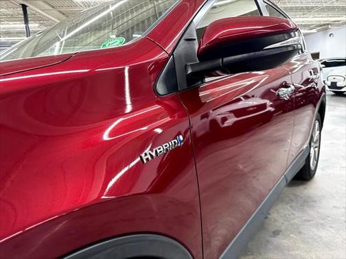 2018 Toyota RAV4 Hybrid SE