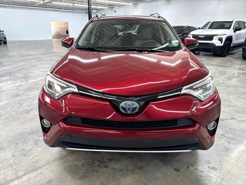 2018 Toyota RAV4 Hybrid SE