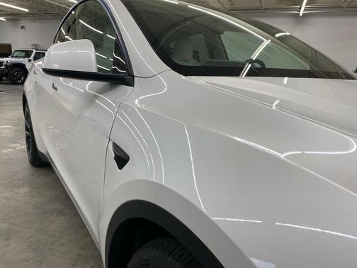 2023 Tesla Model Y Long Range AWD