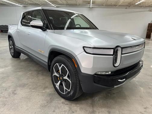 LA Silver 2024 Rivian R1T Adventure Quad Motor Large Pack