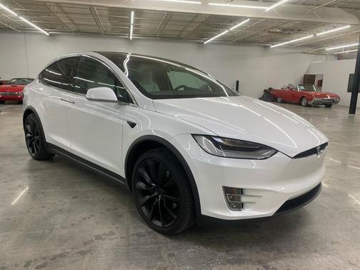 2020 Tesla Model X Long Range Plus AWD