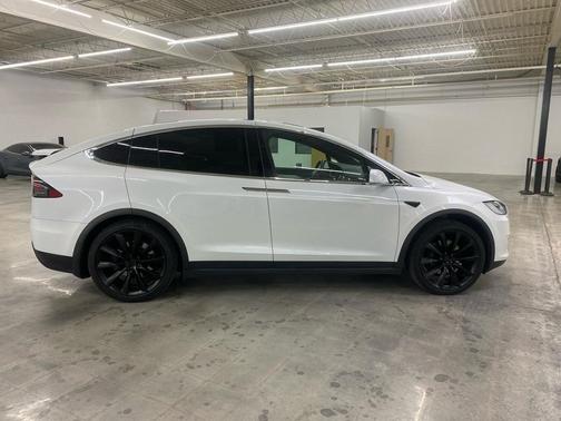 2020 Tesla Model X Long Range Plus AWD