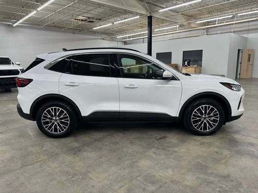 White 2023 Ford Escape PHEV Base