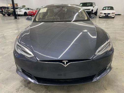2016 Tesla Model S 75D