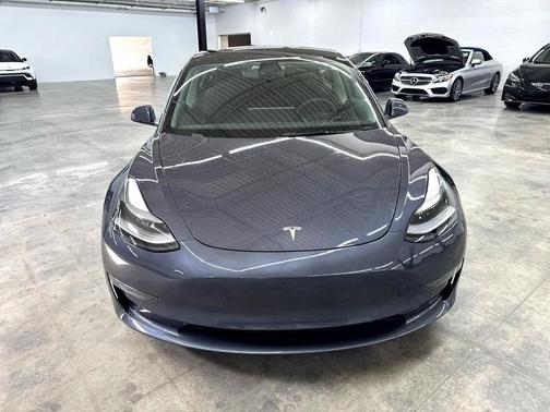 2022 Tesla Model 3 Standard Range
